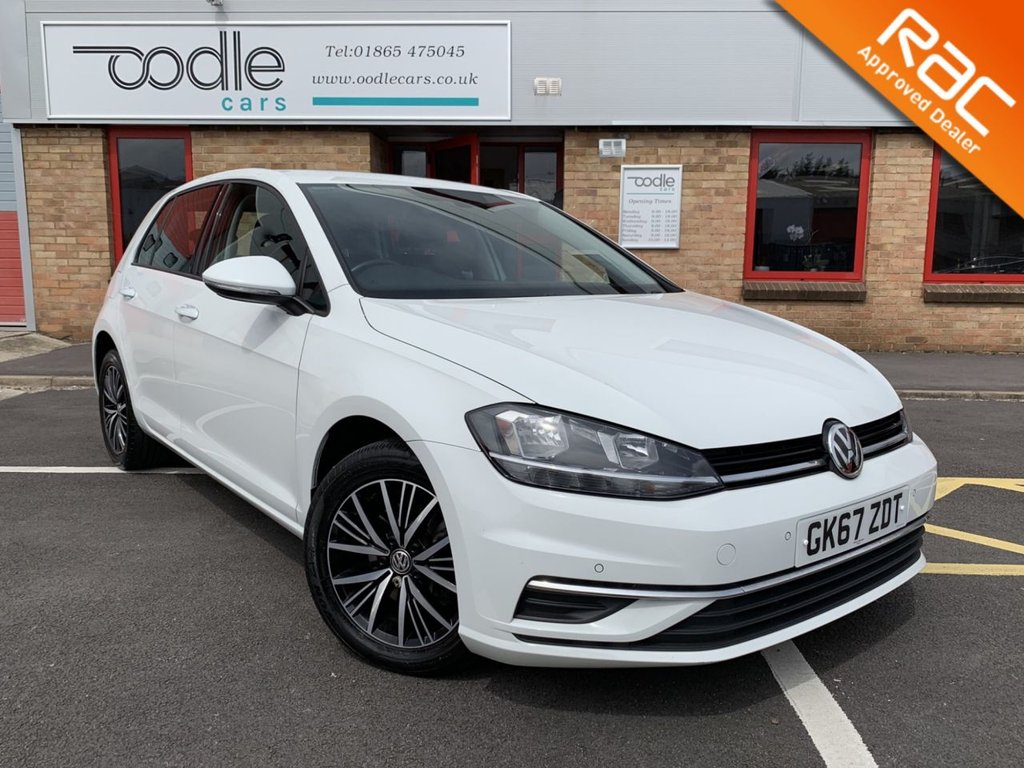 View our VOLKSWAGEN GOLF