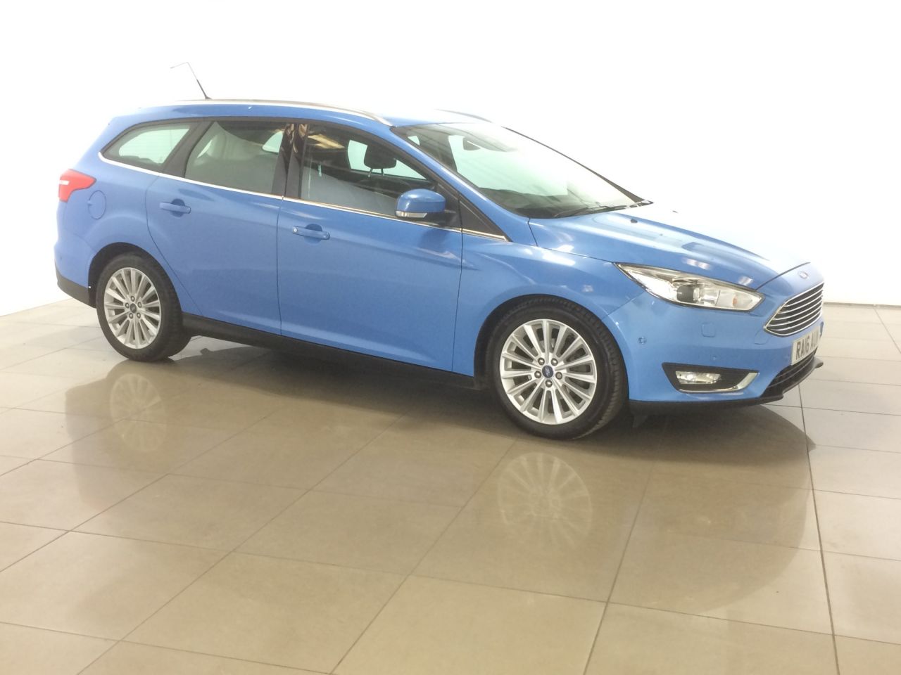 View our FORD FOCUS