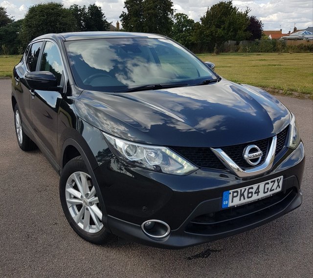 View our Nissan Qashqai 1.2L ACENTA PREMIUM DIG-T 5d 113 BHP