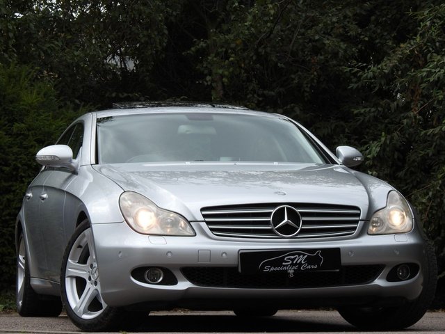 2005 55 Mercedes-Benz Cls Class 3.5 CLS350 4d AUTO 272 BHP