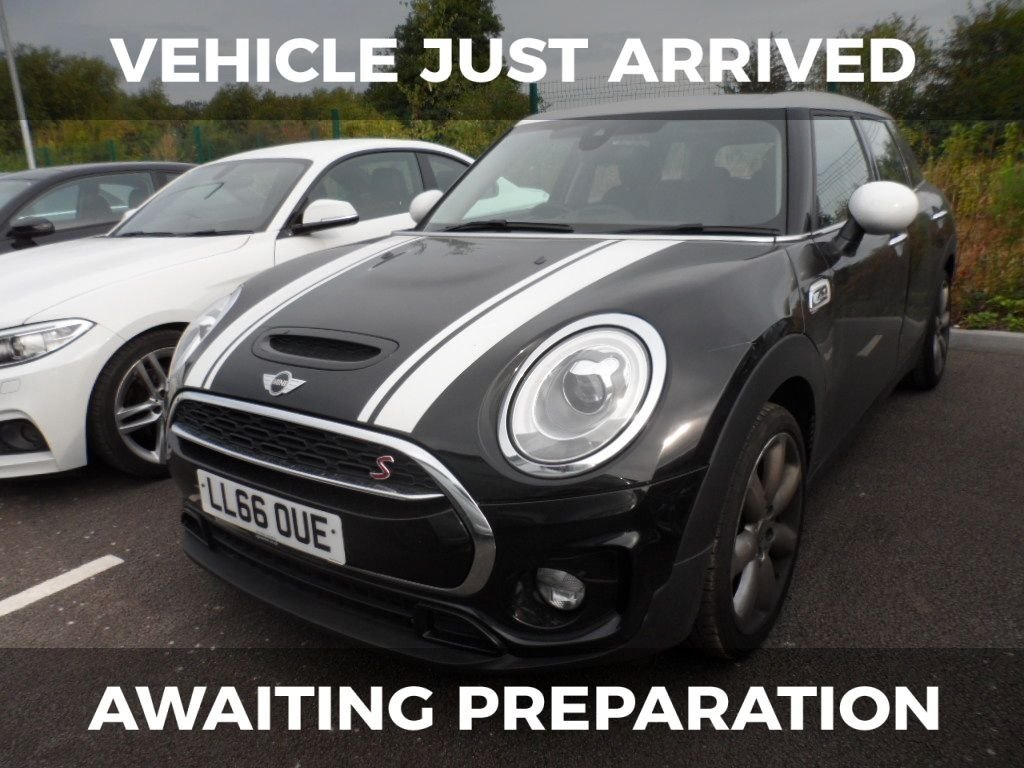 View our MINI CLUBMAN