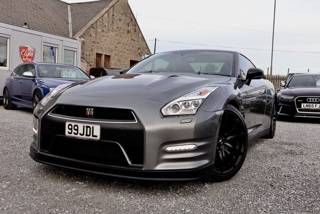 2014 64 Nissan GT-R Premium 3.8 V6 Auto 2dr ( 550 bhp )