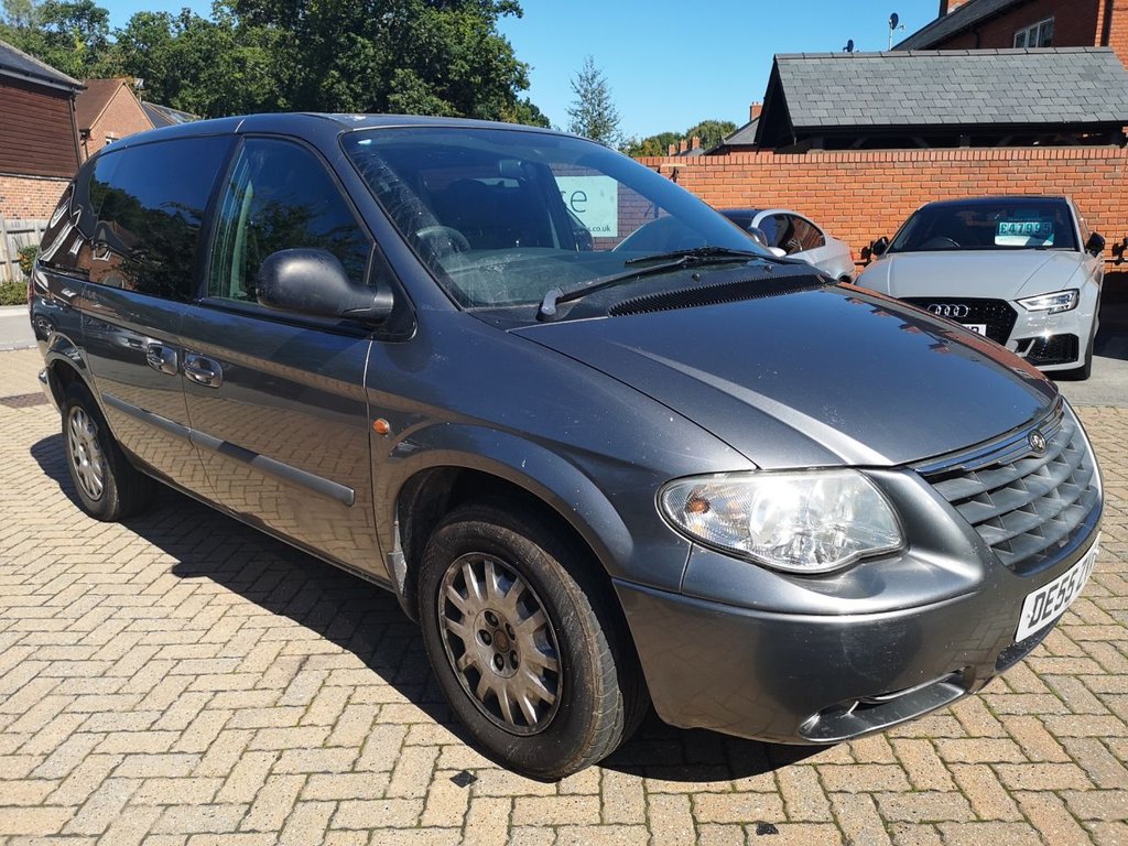 View our CHRYSLER VOYAGER