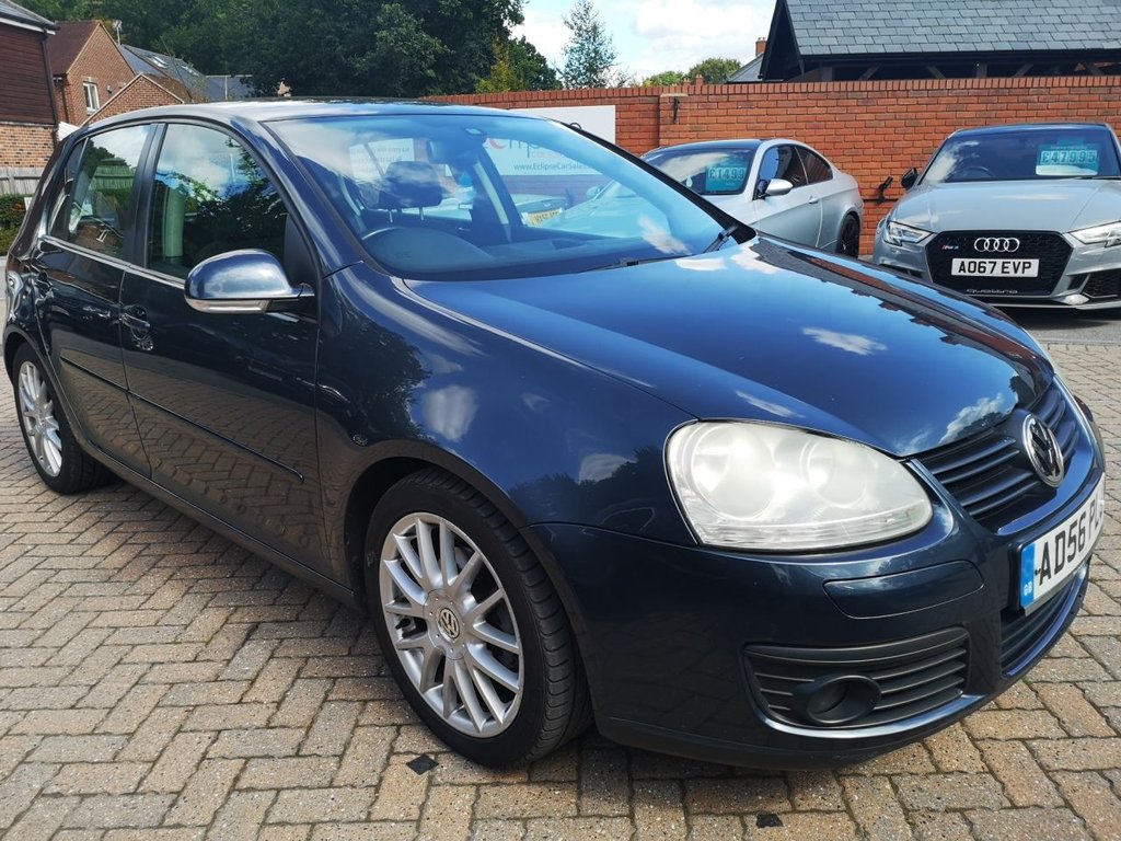 View our VOLKSWAGEN GOLF