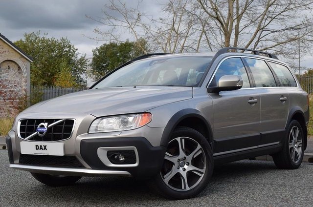 2012 62 Volvo Xc70 2.4 D5 SE LUX AWD 5d AUTO 212 BHP