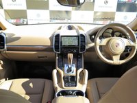 USED 2012 62 PORSCHE CAYENNE 3.0 D V6 TIPTRONIC 5d AUTO 245 BHP Exceptional Service History