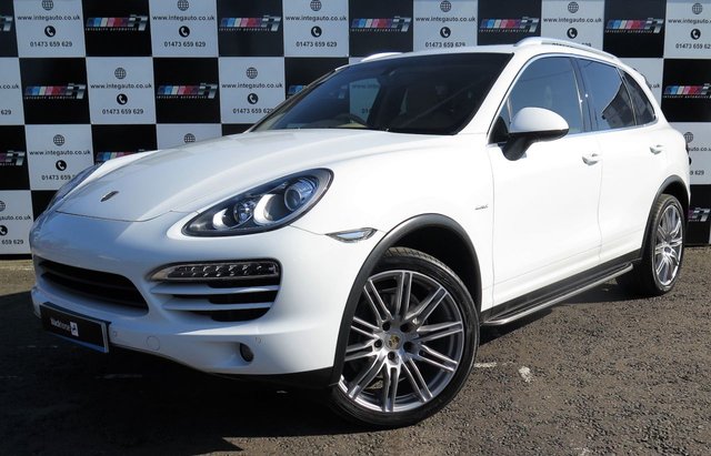 2012 62 Porsche Cayenne 3.0 D V6 TIPTRONIC 5d AUTO 245 BHP