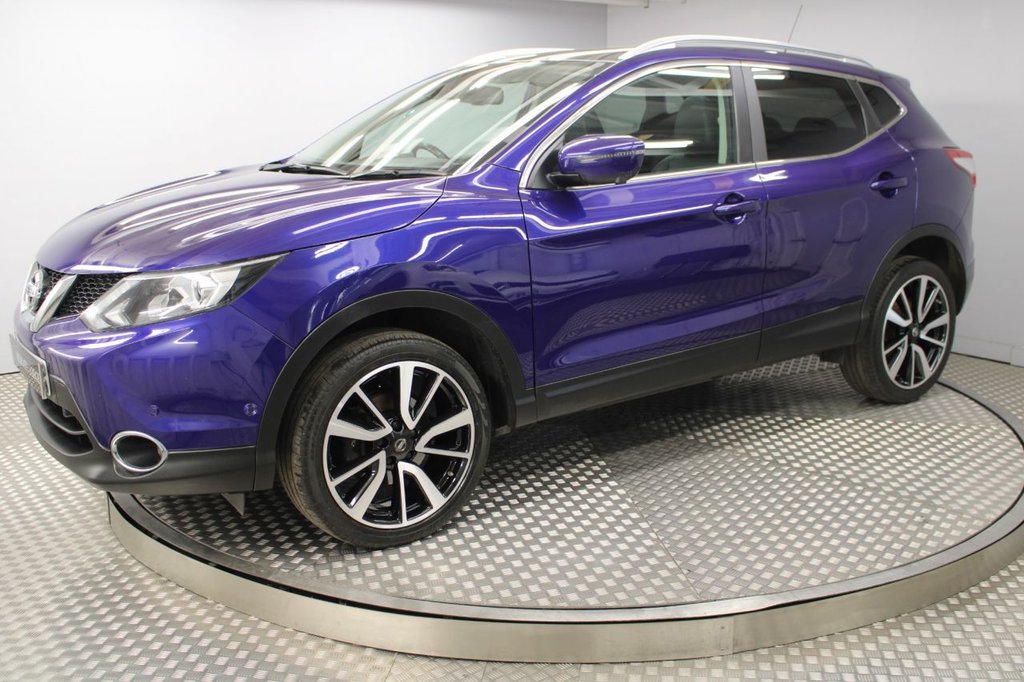 View our NISSAN QASHQAI