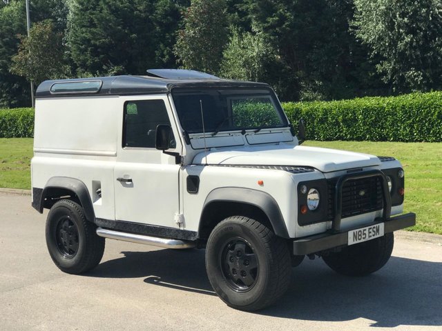 1995 N Land Rover Defender 2.5 90 HT TDI 2d 111 BHP