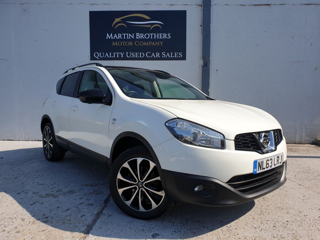 View our NISSAN QASHQAI