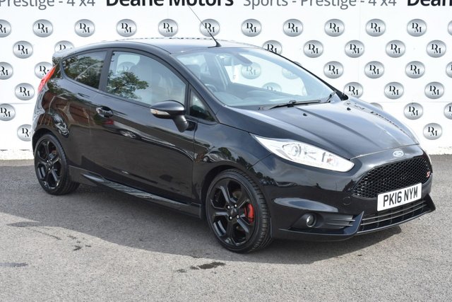 2016 16 Ford Fiesta 1.6 ST-3 3d 180 BHP SAT NAV BLACK PACK