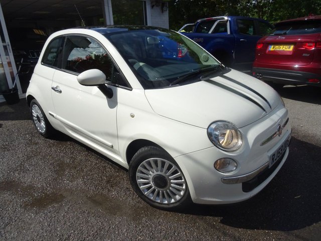 2009 59 Fiat 500 1.2 LOUNGE 3d 69 BHP *BUTTERFLY EDITION*