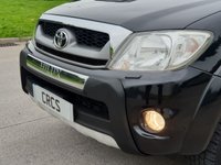 USED 2011 61 TOYOTA HI-LUX 3.0 INVINCIBLE 4X4 D-4D DCB 1d AUTO 169 BHP FULL HISTORY + T, BELT KIT CHANGED