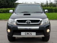 USED 2011 61 TOYOTA HI-LUX 3.0 INVINCIBLE 4X4 D-4D DCB 1d AUTO 169 BHP FULL HISTORY + T, BELT KIT CHANGED