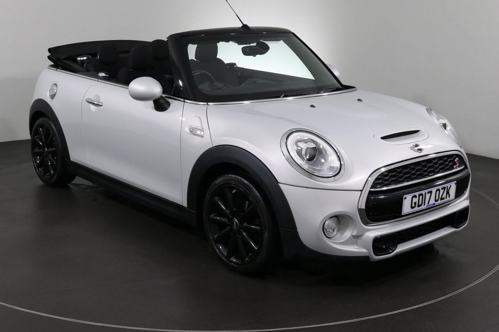 View our MINI CONVERTIBLE
