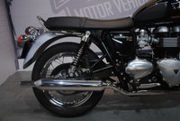 USED 2014 14 TRIUMPH BONNEVILLE T100 865cc ONLY 1,755 MILES FROM NEW