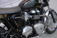 USED 2014 14 TRIUMPH BONNEVILLE T100 865cc ONLY 1,755 MILES FROM NEW