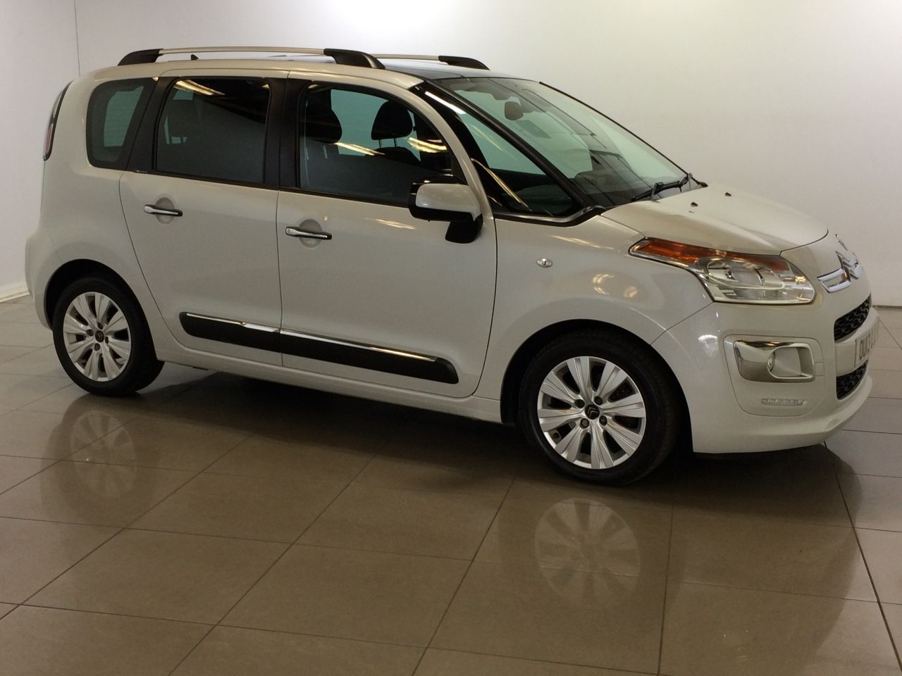 View our CITROEN C3 PICASSO