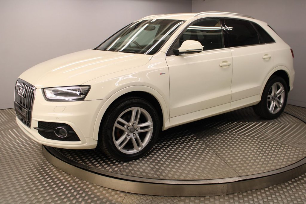 View our AUDI Q3