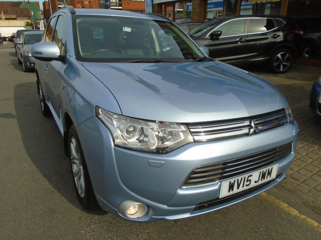 View our MITSUBISHI OUTLANDER