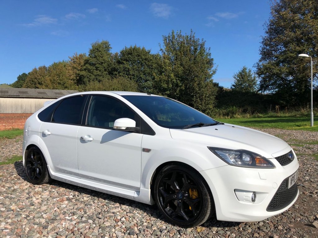 View our FORD FOCUS