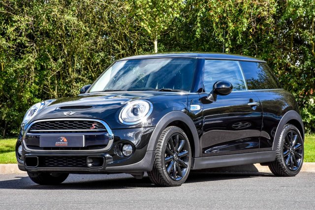 2016 66 MINI Hatch Cooper 2.0 COOPER S 3d 189 BHP