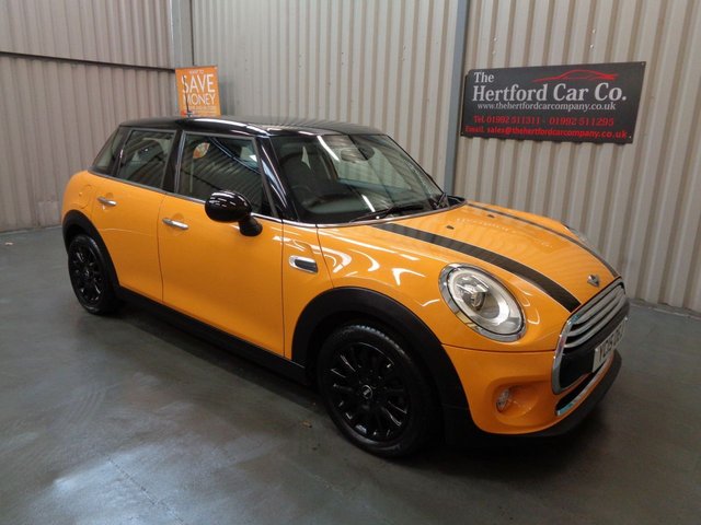 2015 15 MINI Hatch Cooper 1.5 COOPER 5d 134 BHP