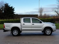 USED 2013 13 TOYOTA HI-LUX 2.5 HL2 4X4 D-4D DCB 1d 142 BHP NO VAT ** NO VAT+CHOICES OF 4X4 IN
