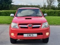USED 2009 09 TOYOTA HI-LUX 2.5 4X4 D-4D D/C 1d 118 BHP 1 OWNER FROM BRAND NEW !!