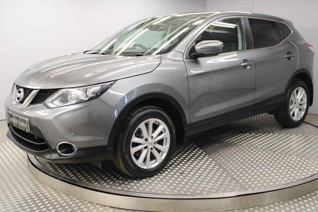 View our NISSAN QASHQAI