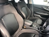 USED 2016 16 MINI CLUBMAN 1.5 COOPER 5d AUTO 134 BHP [CHILI PACK] 