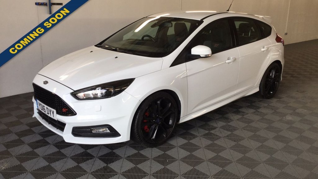 View our FORD FOCUS