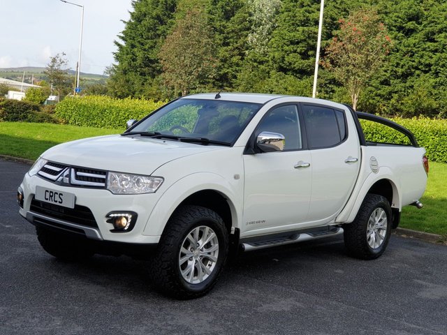 2015 15 Mitsubishi L200 2.5 DI-D 4X4 BARBARIAN LB DCB 1d 175 BHP