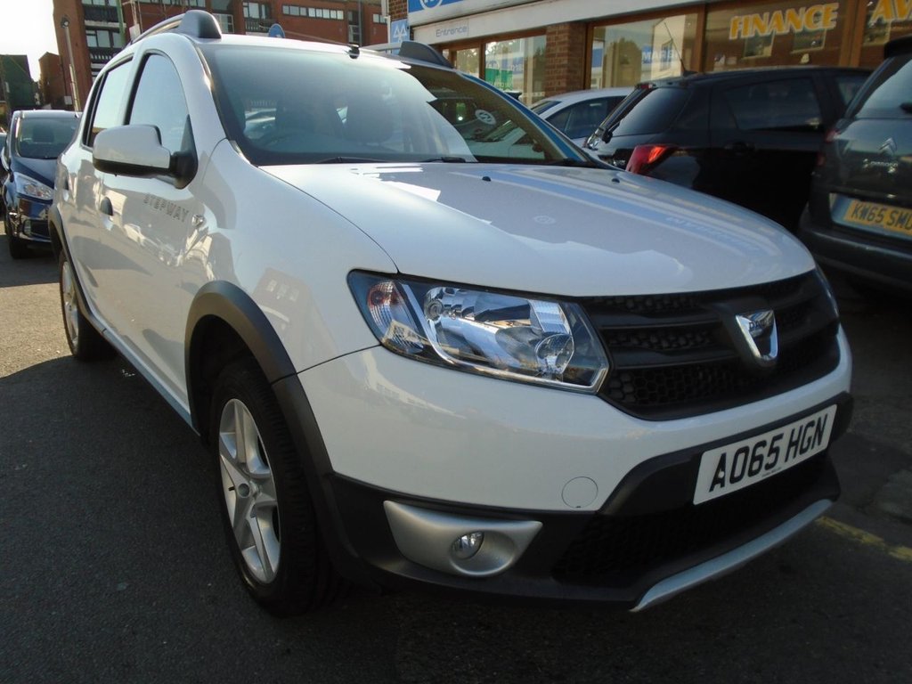 View our DACIA SANDERO