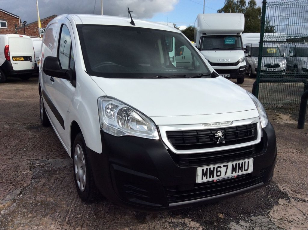 View our PEUGEOT PARTNER