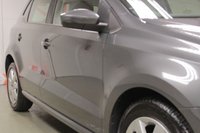 USED 2010 60 VOLKSWAGEN POLO 1.2 SE 5d 70 BHP PARKING SENSORS+ALLOYS+AIR CON