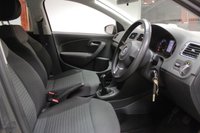 USED 2010 60 VOLKSWAGEN POLO 1.2 SE 5d 70 BHP PARKING SENSORS+ALLOYS+AIR CON