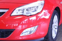 USED 2012 12 VAUXHALL ASTRA 2.0 ELITE CDTI 5d AUTO 163 BHP | Parking Sensors & Full Leather |