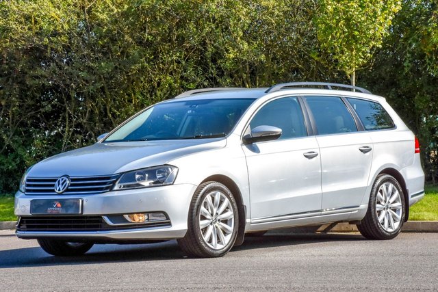 2013 63 Volkswagen Passat 2.0 HIGHLINE TDI BLUEMOTION TECHNOLOGY 5d 139 BHP