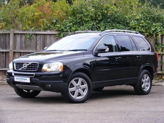 2010 10 Volvo Xc90 3.2 AWD SE Lux Estate 5d 3192cc Geartronic