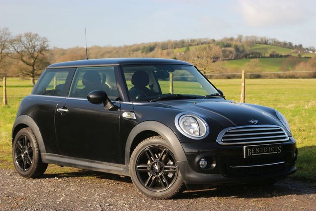 2013 63 MINI Hatch Cooper 1.6 COOPER BAKER STREET 3d 120 BHP