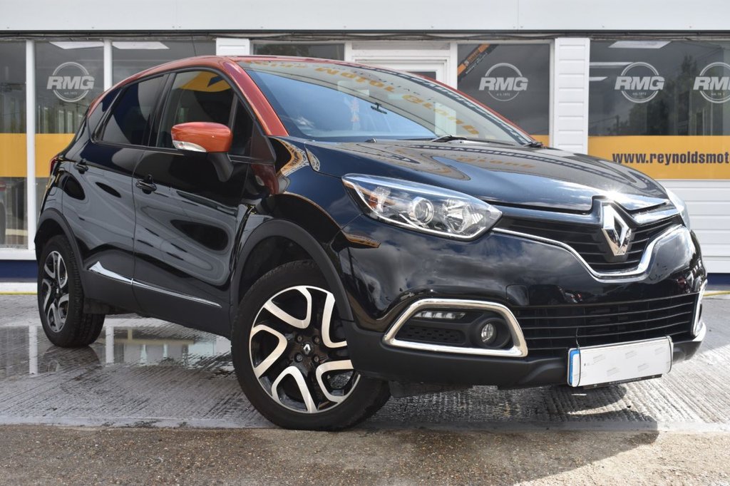 View our RENAULT CAPTUR