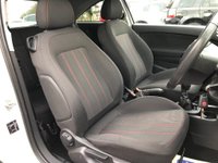 USED 2012 12 RENAULT CLIO 1.1 DYNAMIQUE TOMTOM 16V 3d 75 BHP 