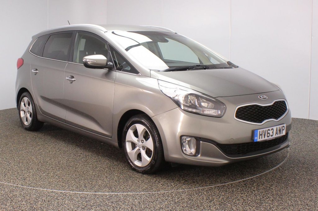 View our KIA CARENS