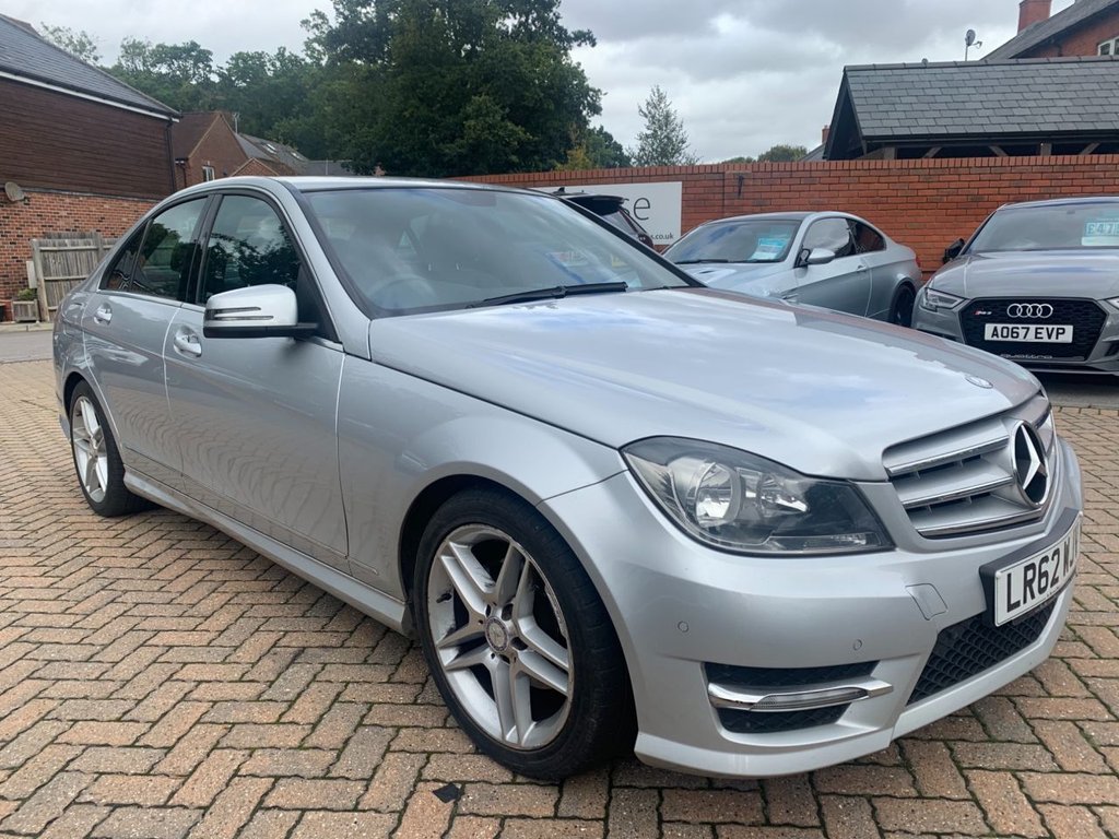 View our MERCEDES-BENZ C 220