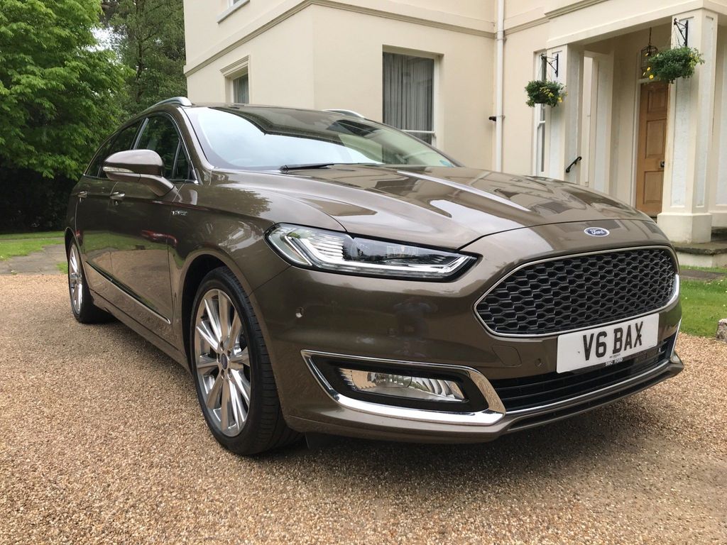 16 Ford Mondeo Vignale 15 990