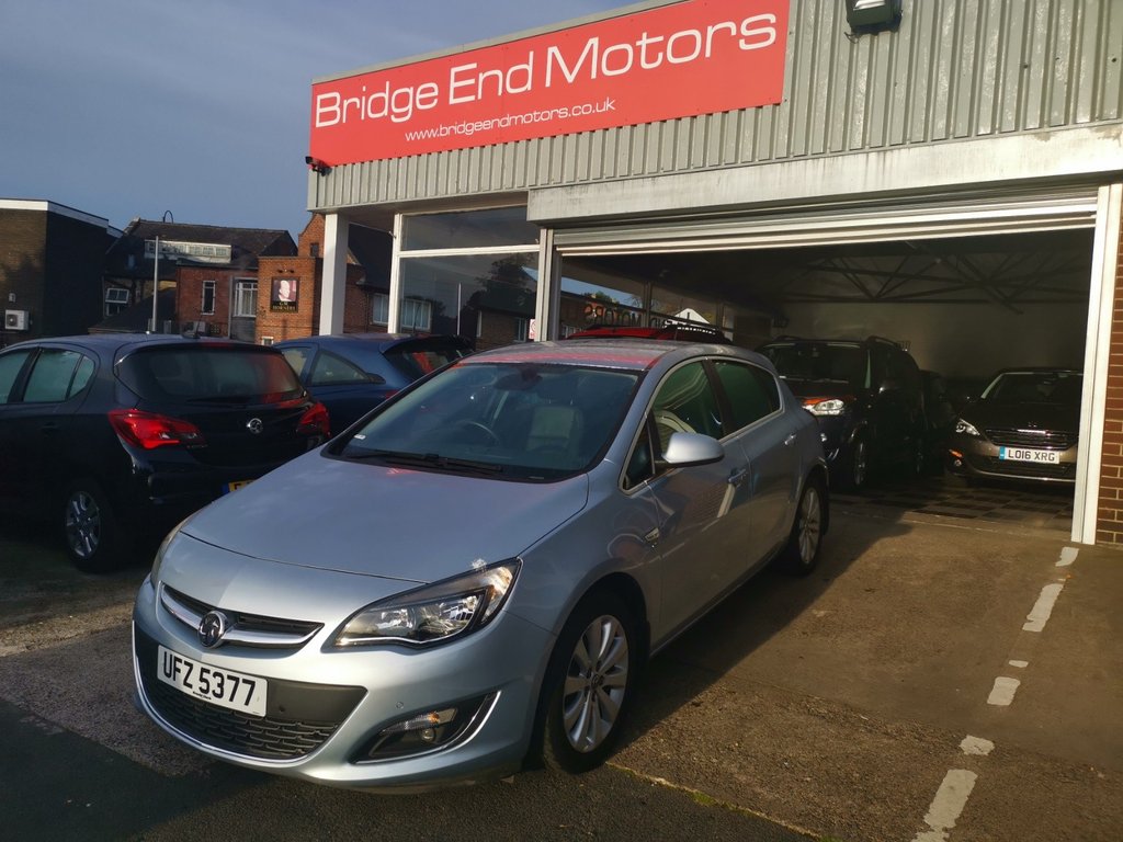 View our VAUXHALL ASTRA