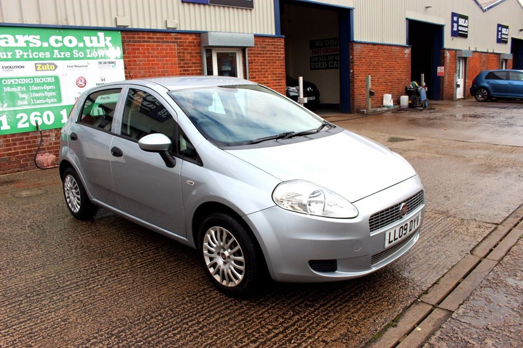 2009 09 FIAT GRANDE PUNTO 1.4 ACTIVE 8V 5d 77 BHP