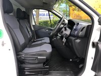 USED 2015 15 VAUXHALL VIVARO 1.6 2900 L1H1 CDTI 115 PANEL VAN   