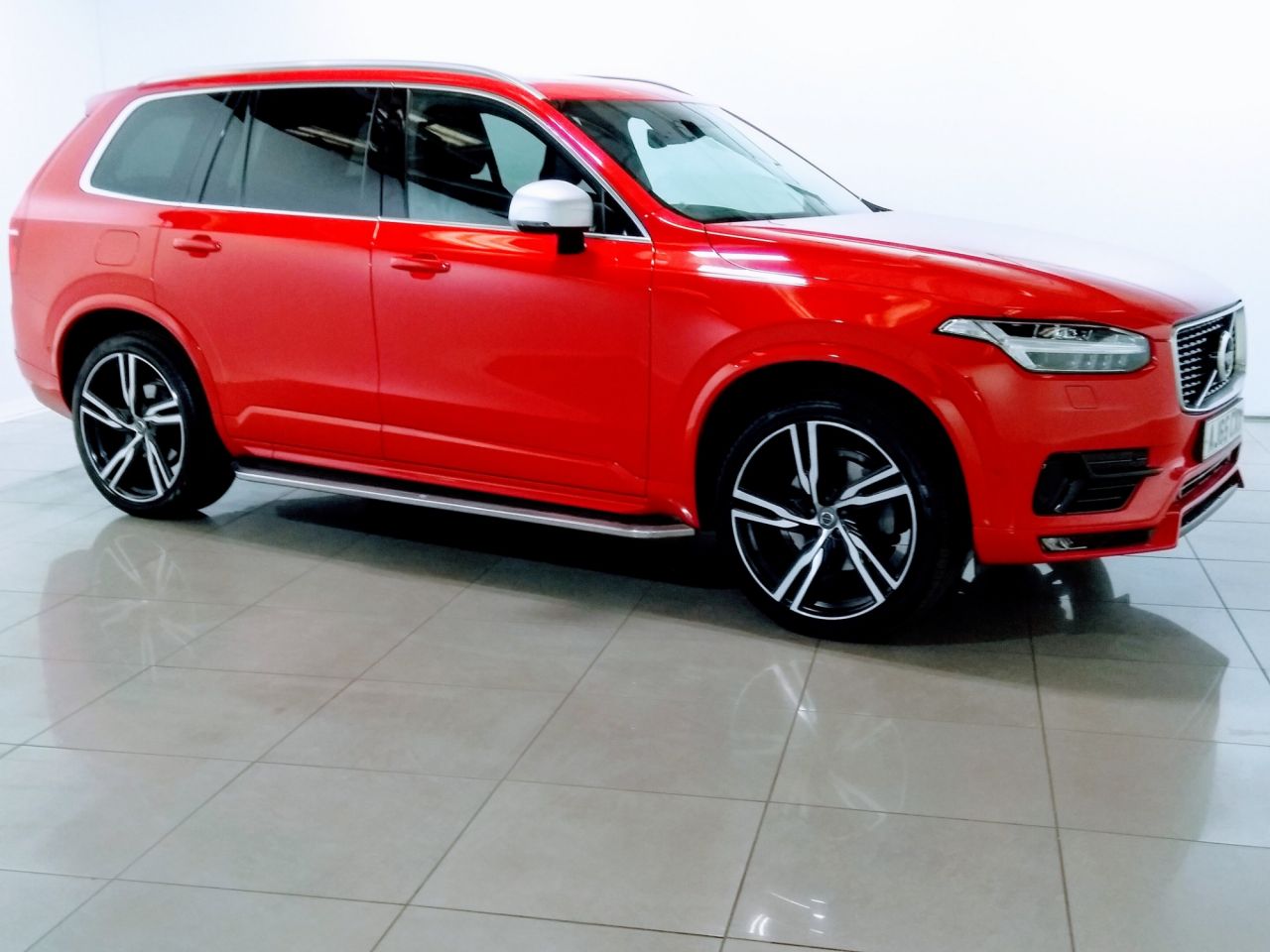 View our VOLVO XC90